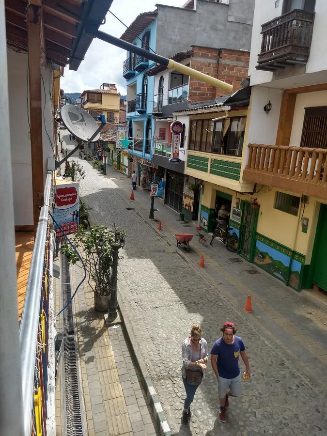 Hostel El Encanto Guatape Exterior photo